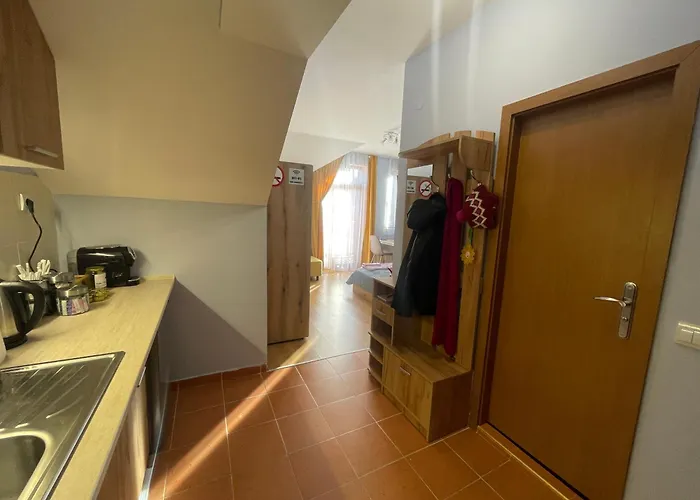 Apartament Your Place